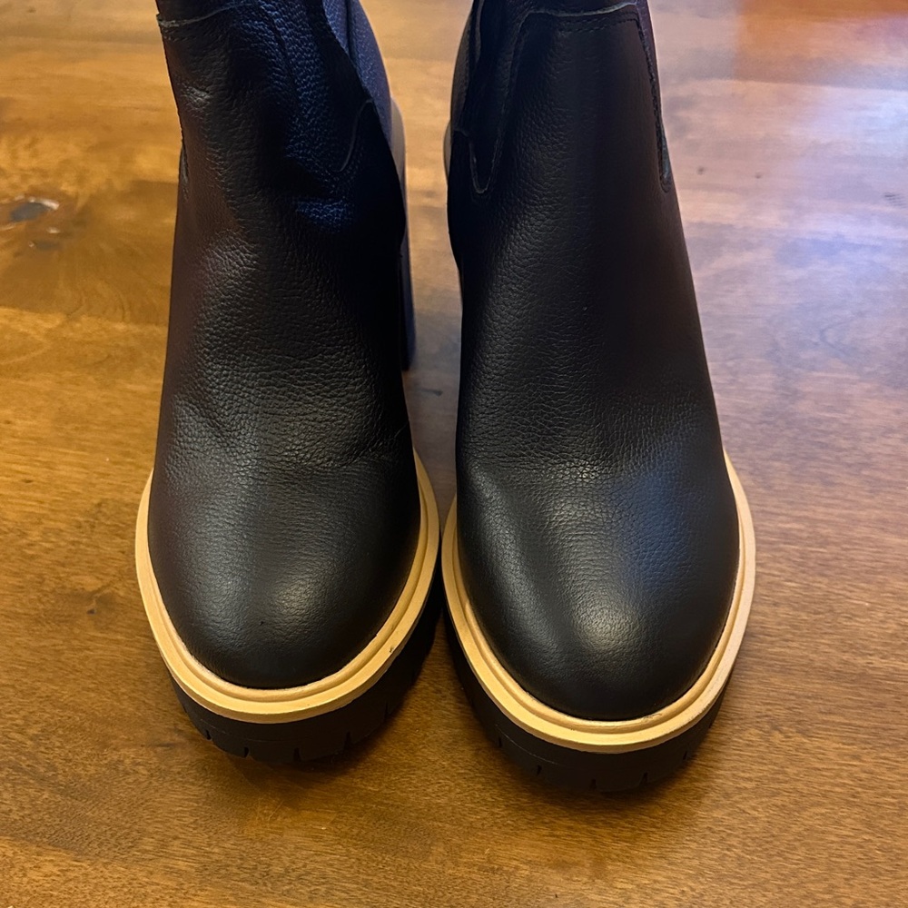 Dolce Vita Black Knee-High Women's Boots - Picture 5 of 6